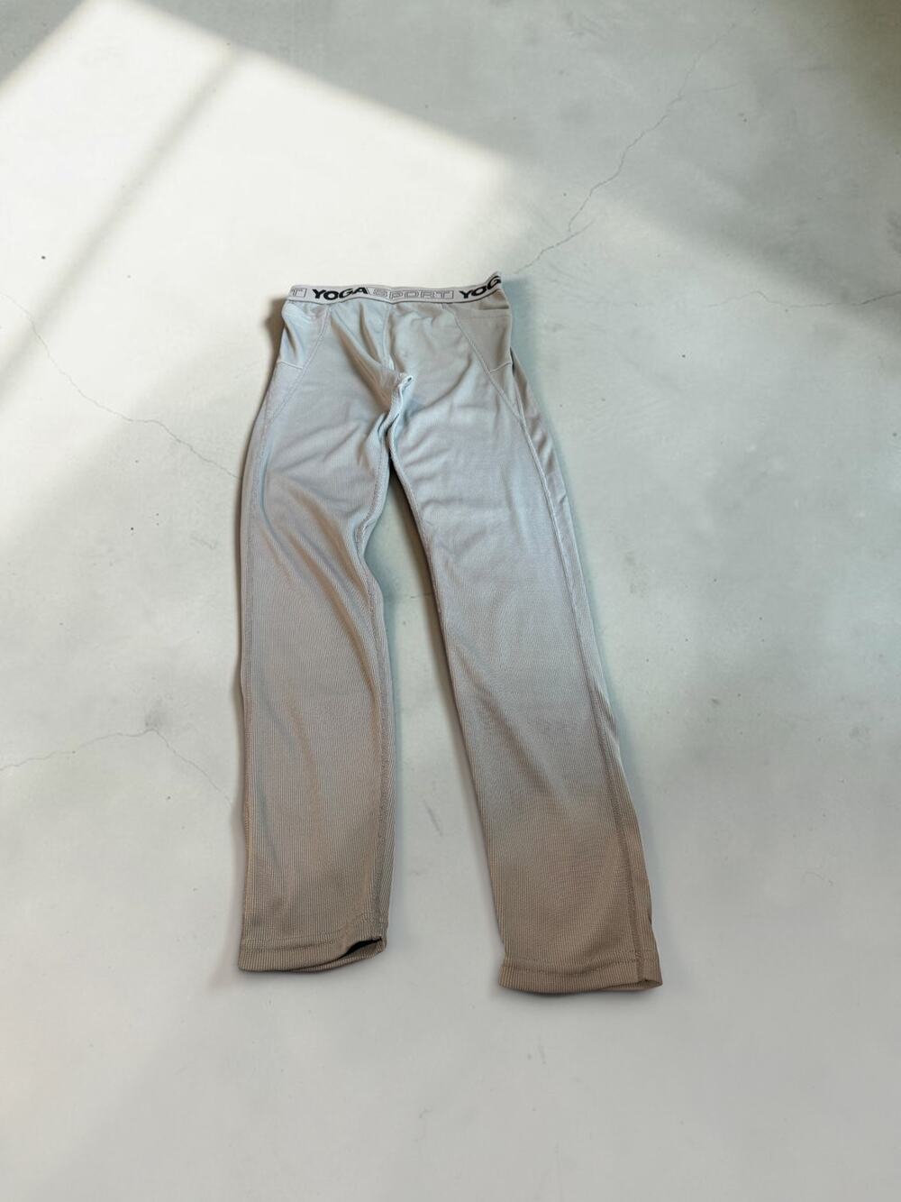 Yoga Sport Womens Medium Light Gray Yoga Pants Leggings Pockets